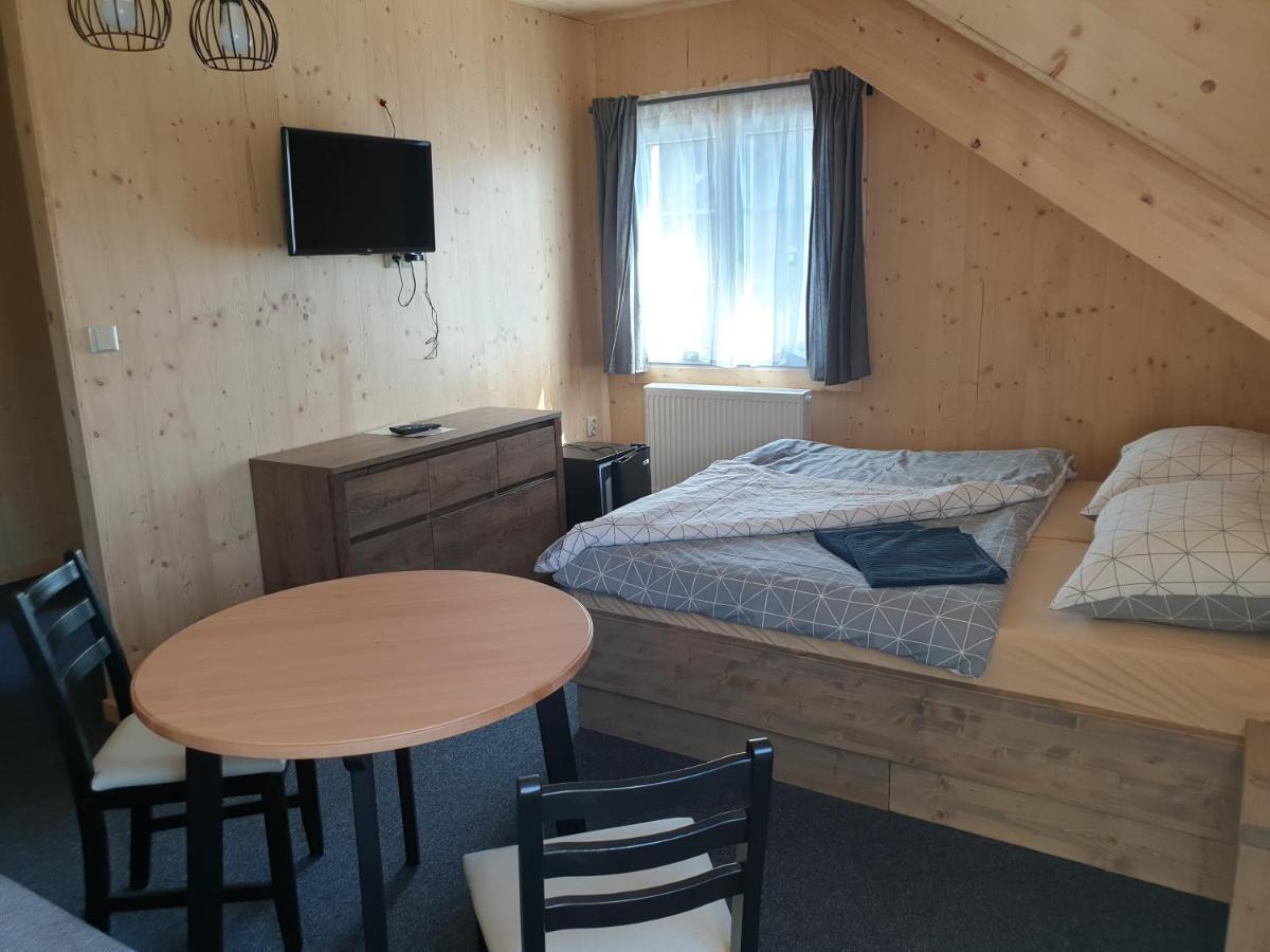 Penzion Parma Ostružná Buitenkant foto